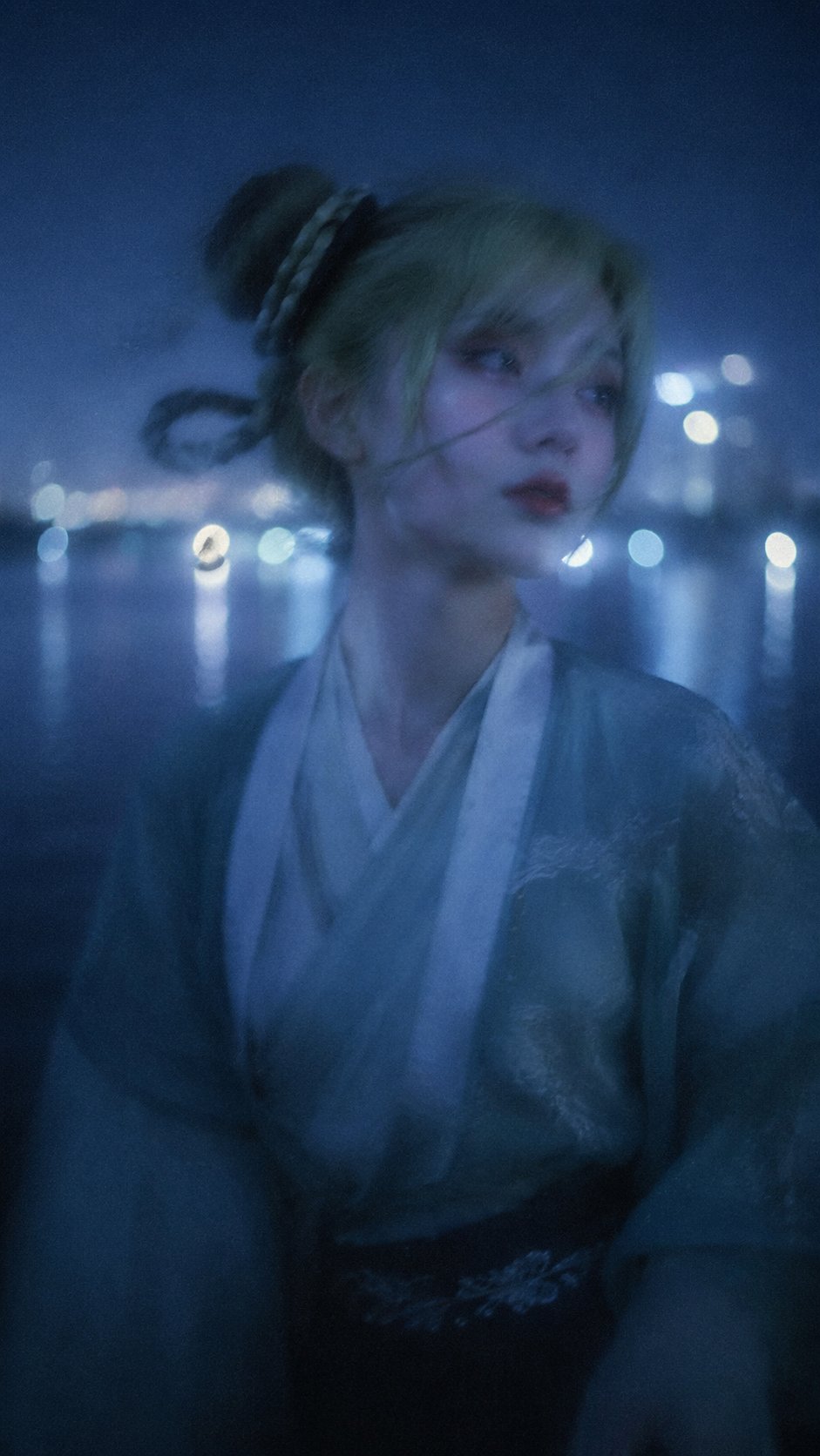 蓝调夜景梦核摄影风格