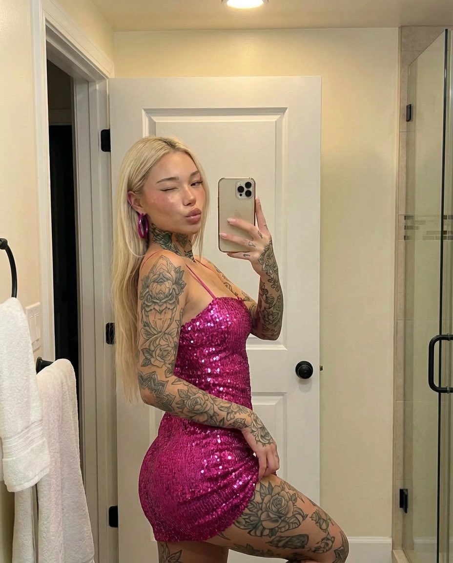 Tattooed Woman Mirror Selfie Prompt