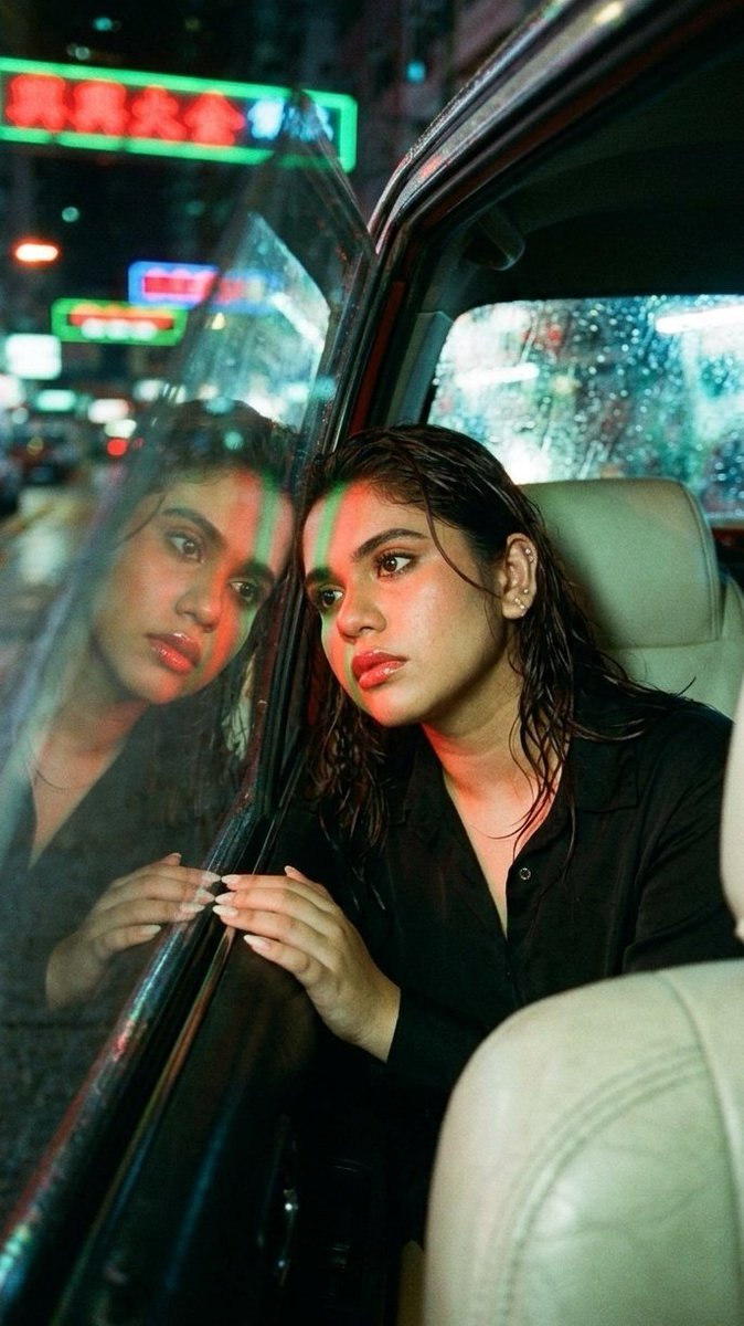 Wong Kar-wai Style Portrait in Taxi