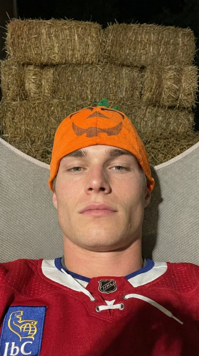 Hockey Fan Pumpkin Beanie Selfie Analysis