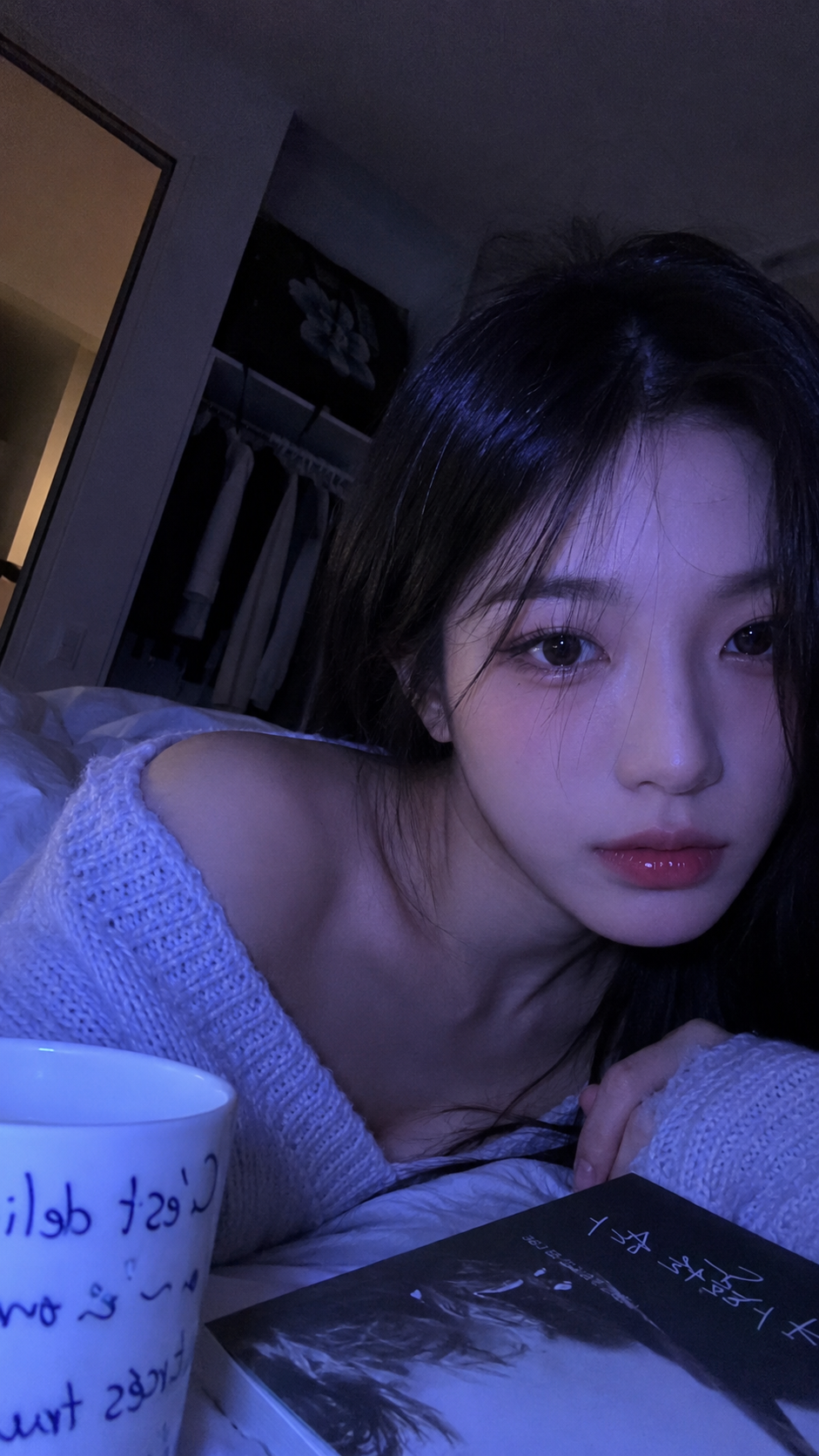 霓虹女性