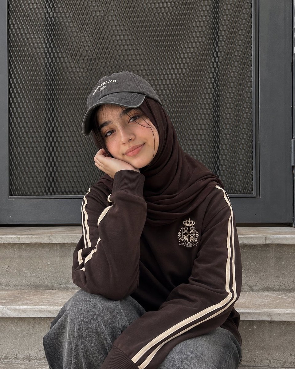 Streetwear Hijab Portrait