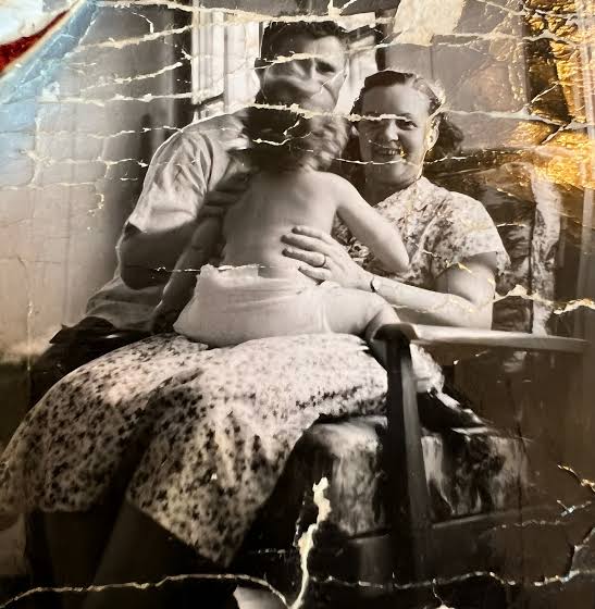 Old Photo Restoration Prompt