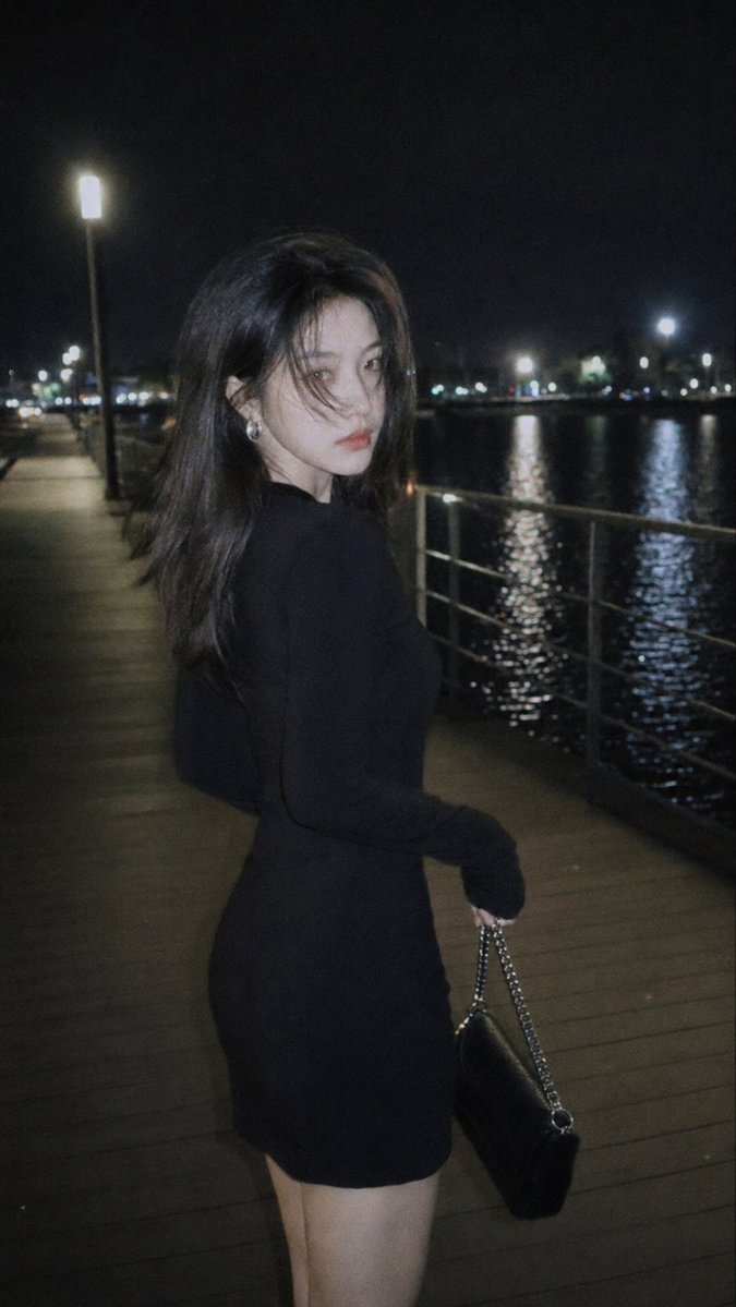 人像胶片夜景城市优雅