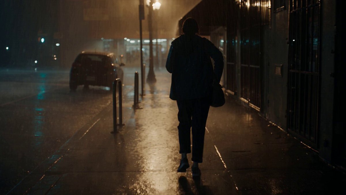 Cinematic Rain Chase Video Prompt